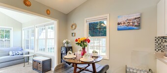 7 Mi to the Hammocks Beach: 3 BD Near Camp Lejeune
