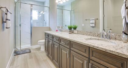 Quiet Naples Escape w/ Patio by Golfing + Parks
