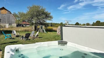 Bañera de hidromasaje exterior