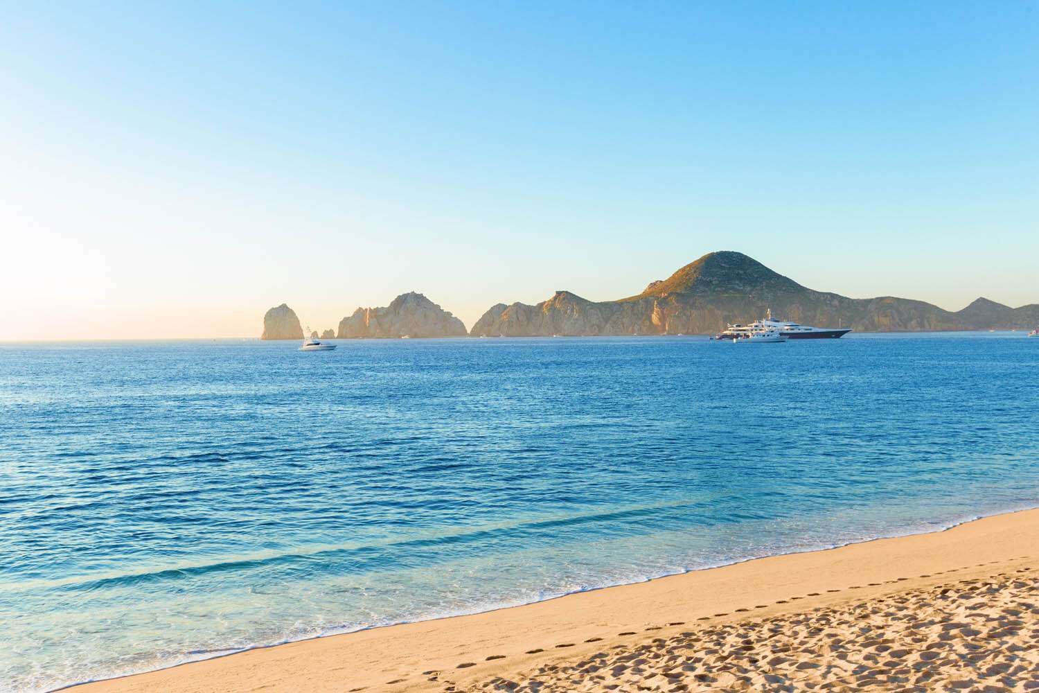 해변에 위치, 백사장, 비치 카바나, 일광욕 의자