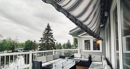 Lakeside summer retreat at the Venice of Ontario