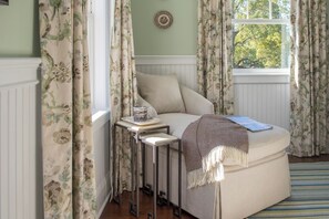 Habitació doble de luxe, 1 llit de matrimoni gran, no fumadors, vistes al jardí | Wifi gratuïta i habitacions accessibles amb cadira de rodes 