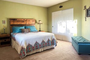3 chambres, bureau, Wi-Fi gratuit, draps fournis