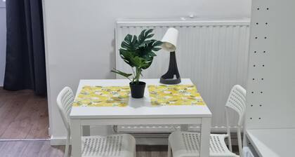 Studio moderne & lumineux