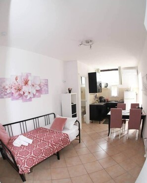 1 bedroom, WiFi, bed sheets - Apartment Lilli's house lake and relaxation a stone's throw from Rome (Anguillara Sabazia)