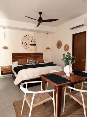 Tallelokero huoneessa, silitysrauta/-lauta, Wi-Fi, vuodevaatteet