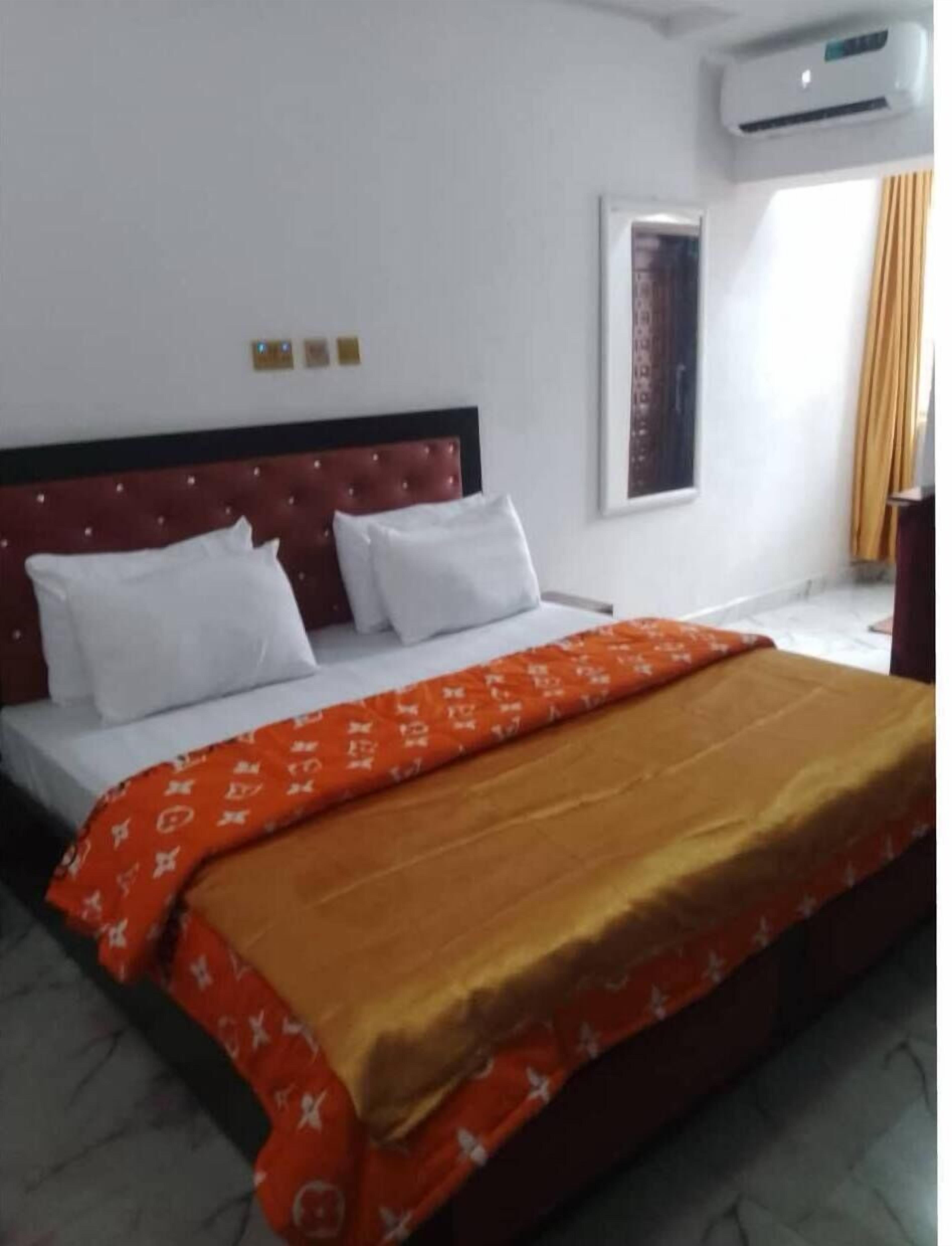 Executive Double Room | Free WiFi