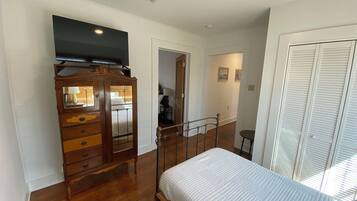 3 Schlafzimmer, Bügeleisen/Bügelbrett, WLAN, Bettwäsche