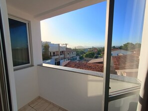 شقة بتجهيزات أساسية | المنشأة من الداخل