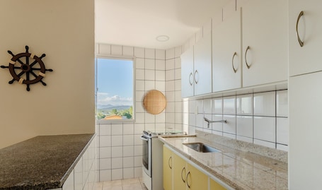Cocina privada. Apartments 160m From the Beach in Guarapari - Pves