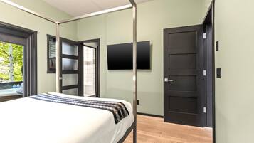 Studio (4 Bedrooms) | 4 bedrooms, laptop workspace, iron/ironing board, free cribs/infant beds