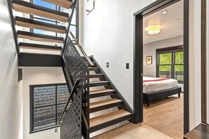 Studio (4 Bedrooms) | Property amenity