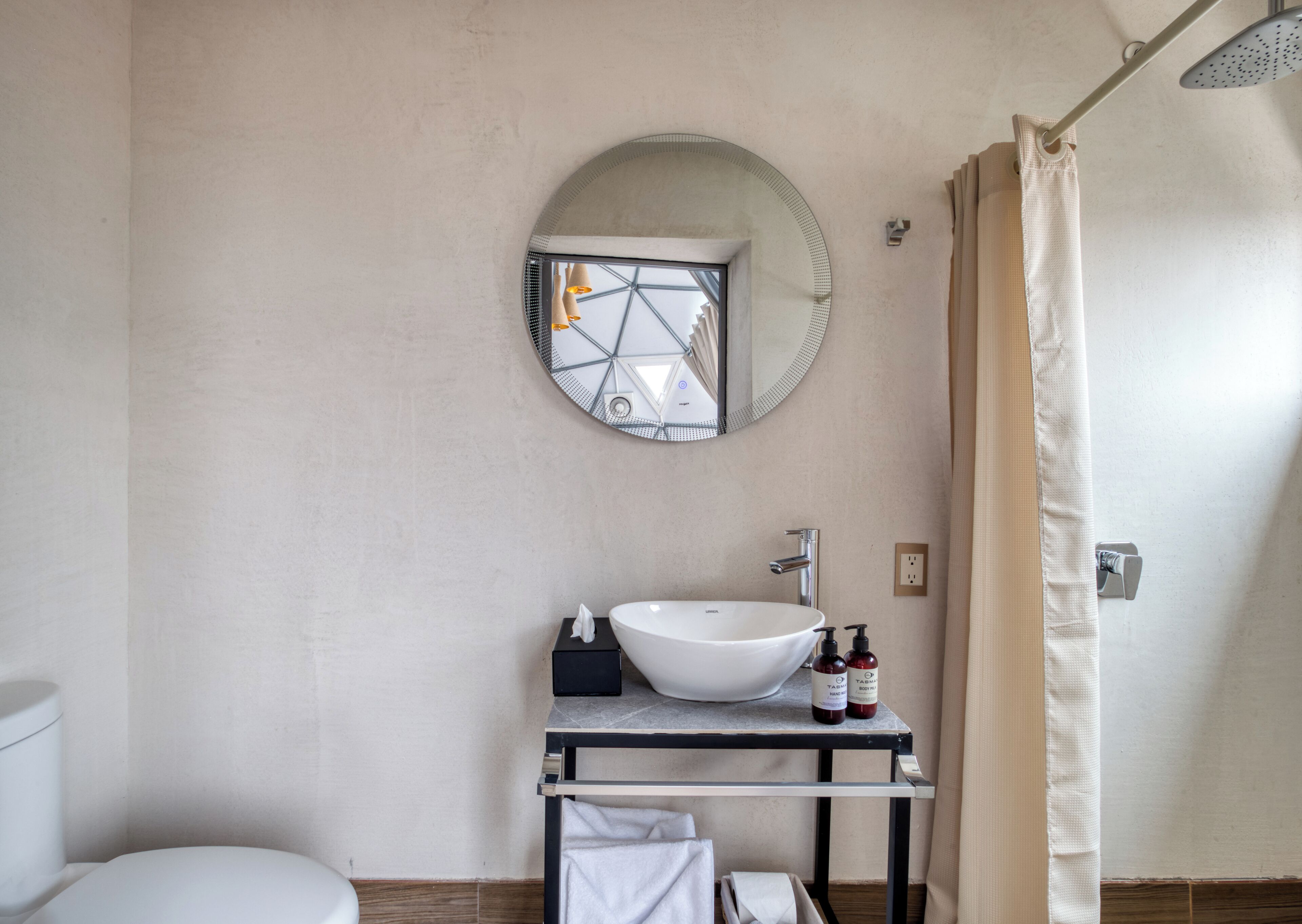 컴포트룸, 시내 전망 | 욕실 | 비누, 샴푸, 화장지