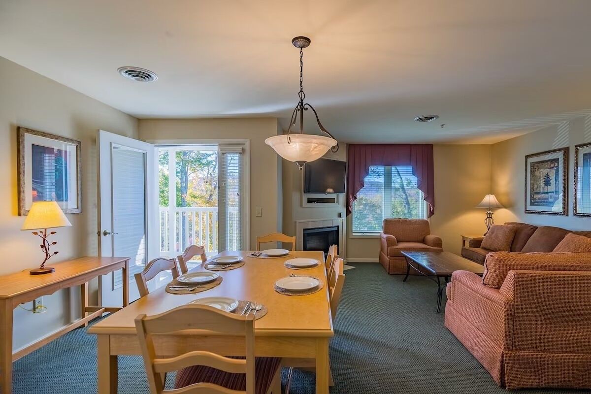 智能电视、电子游戏、桌上足球、乒乓球