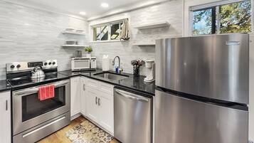 Microwave, oven, stovetop, dishwasher