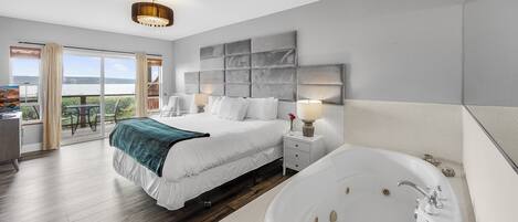 10 habitaciones, tabla de planchar con plancha, wifi y ropa de cama