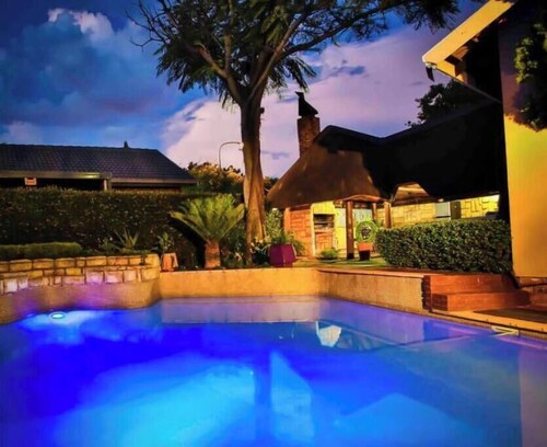 Luxury 3 Bedroom Unit No Loadshedding