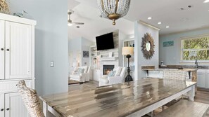 Interior - 30A Family-friendly Home w/ BBQ & Shared Pool + Near Beach & Dining The Crows Nest by Avantstay (Santa Rosa Beach)