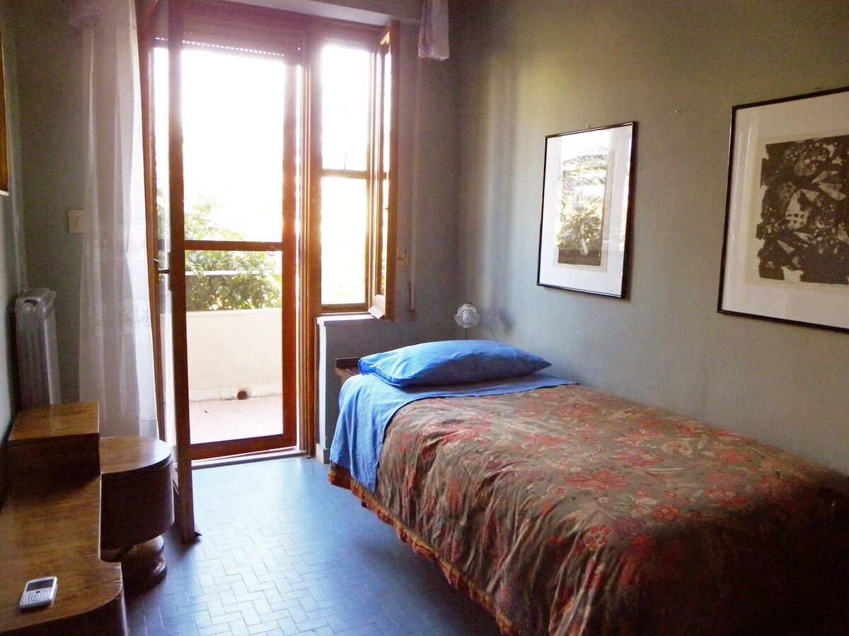 5 Schlafzimmer, Zimmersafe, Bügeleisen/Bügelbrett, Reisekinderbett