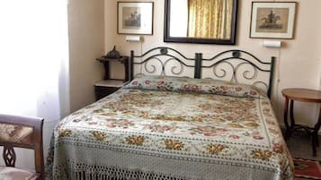 5 camere, una cassaforte in camera, ferro/asse da stiro