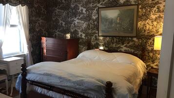 6 bedrooms, iron/ironing board, internet, bed sheets