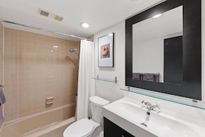 Bathroom - Base Camp Condo (Crested Butte)