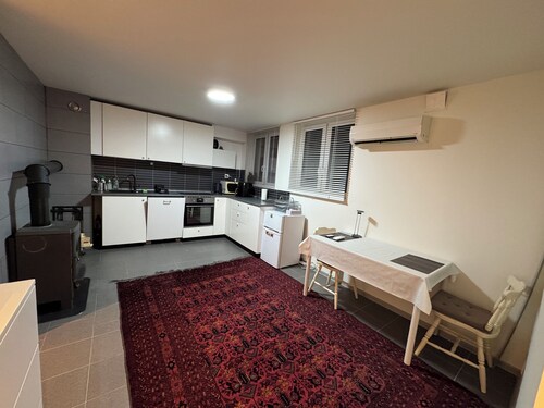 5 minutes from the city center! Apartment for the family