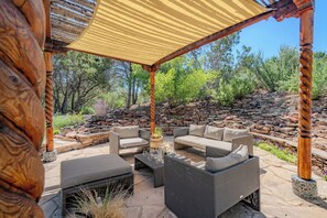 Luokittelematon kuva, 4 kautta 67, painike