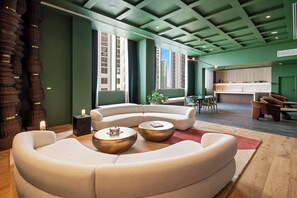 Lounge - The Crosby Miami World Center (Miami)