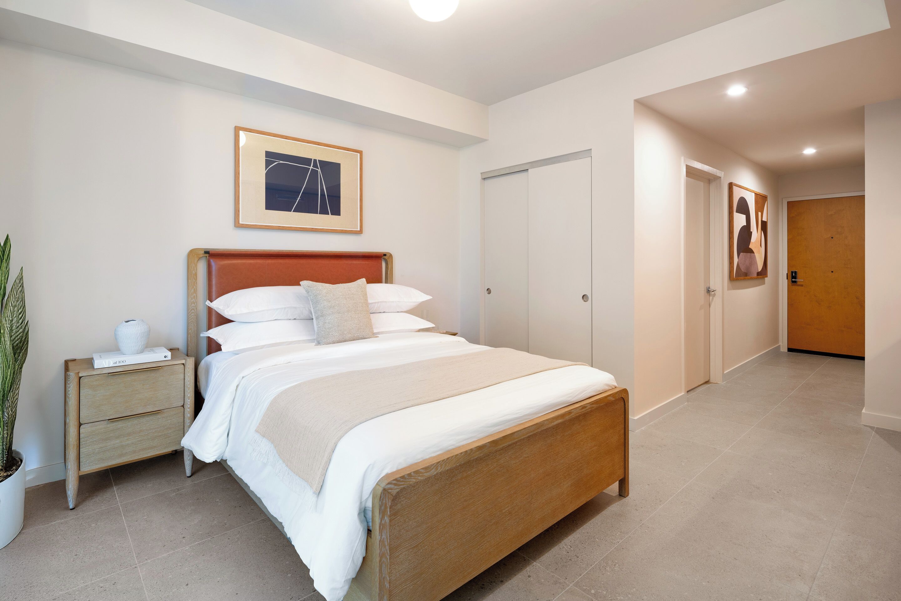 Egyptian cotton sheets, premium bedding, pillow-top beds, minibar