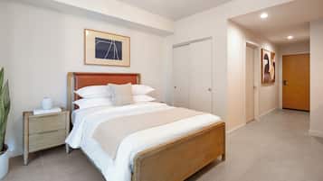 Egyptian cotton sheets, premium bedding, pillow-top beds, minibar