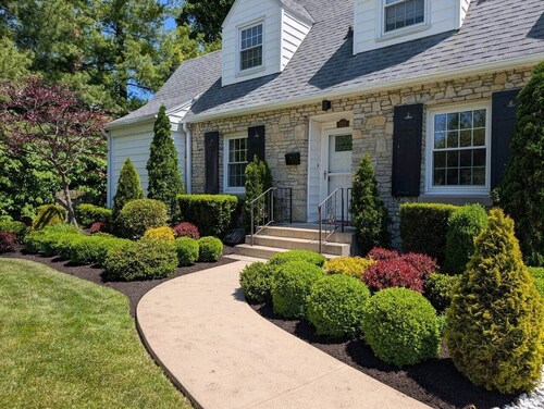 3-Bedroom Cape Cod Oasis, Private Yard, Fire Pit