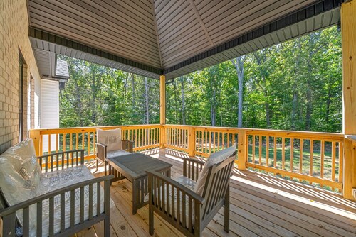 Brand New Modern Comfort • 3BR/2BA Entire House