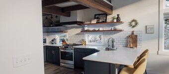 The Gateway Getaway-peaceful with epic views