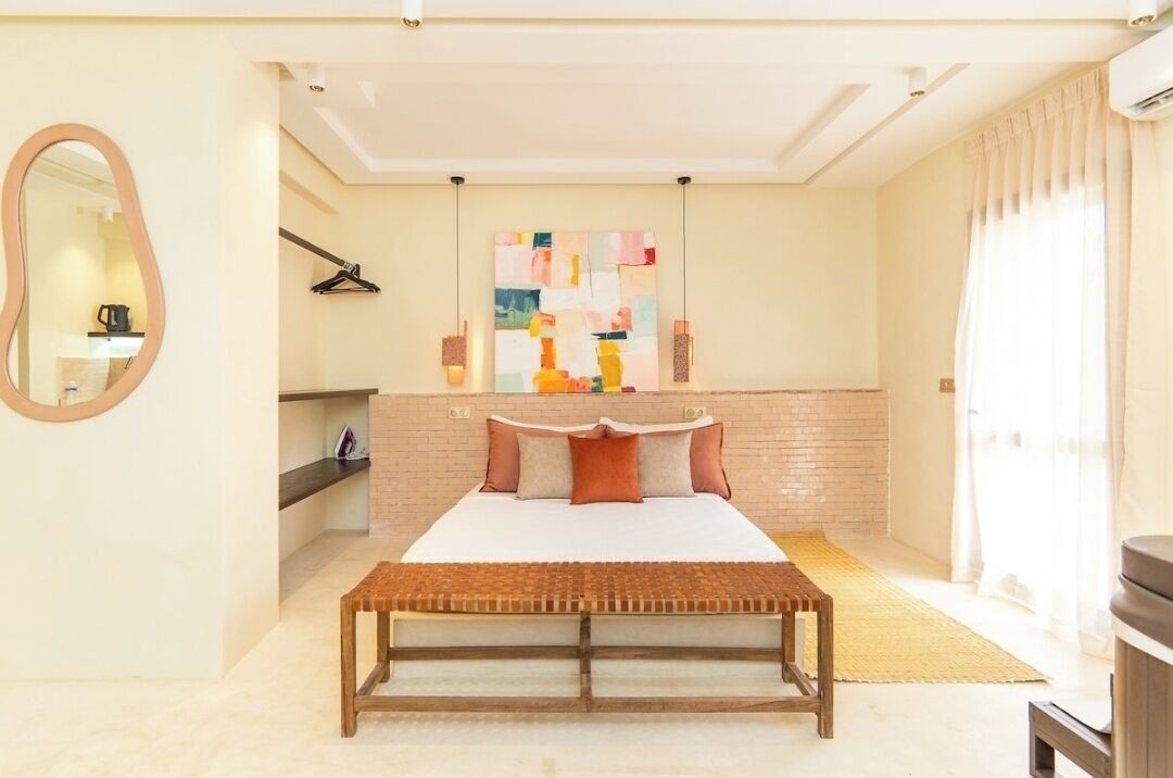 1 غرفة نوم وخزنة داخل الغرفة وخدمة الإنترنت وملاءات أسرّة