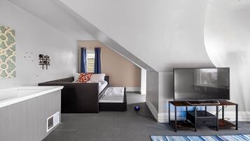 Comfort House, Non Smoking, City View