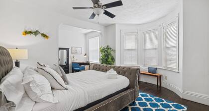 5BR near all the Action