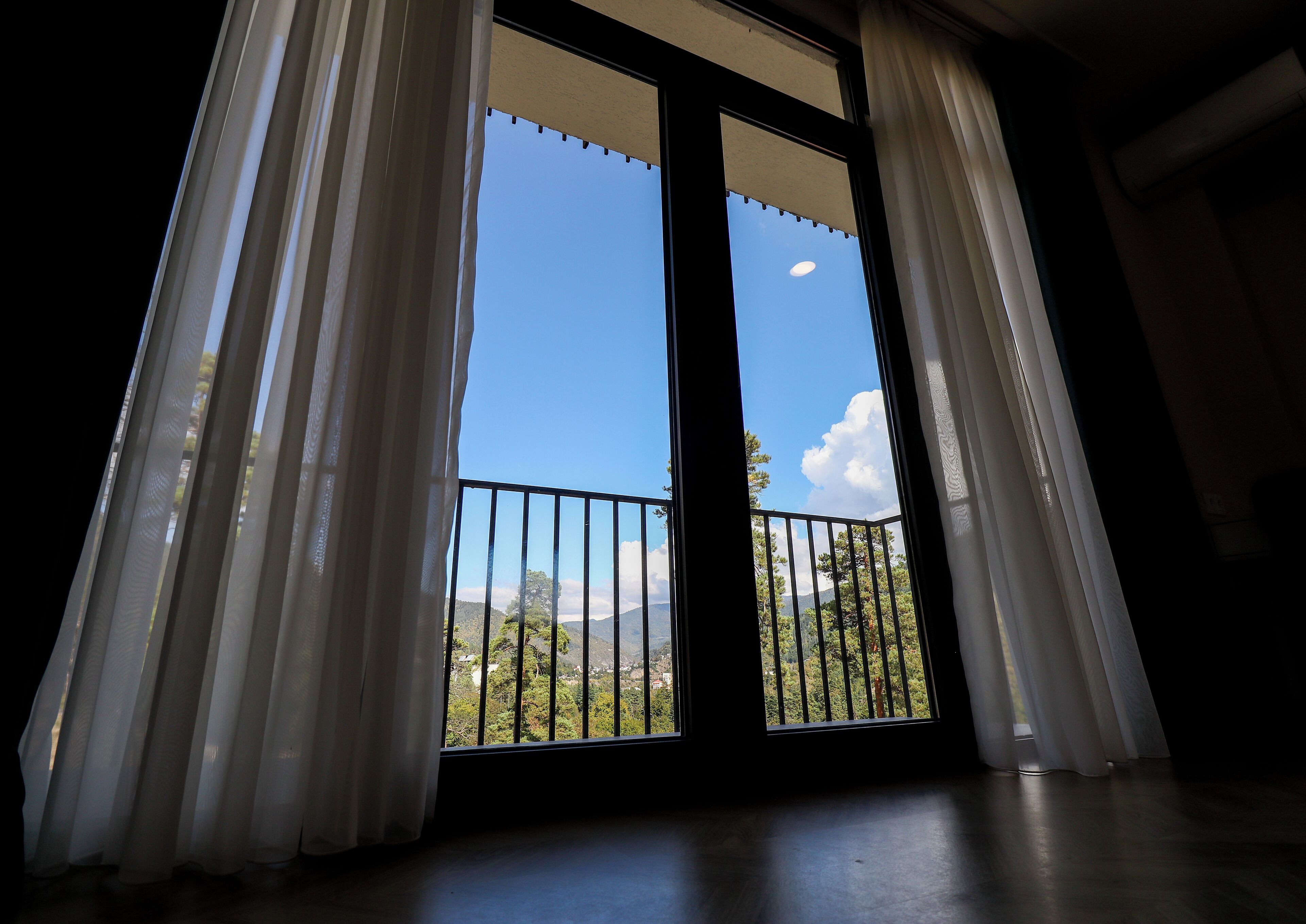 Habitación familiar | Ropa de cama de alta calidad, colchones viscoelásticos, minibar