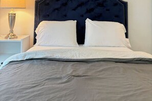 3 bedrooms, iron/ironing board, Internet, bed sheets