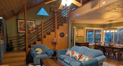 Fantastic 3-bedroom house with AC in Roseburg