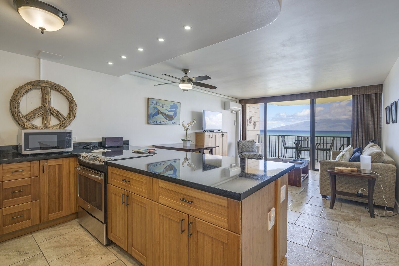 Condo, 1 Bedroom, Resort View | Private kitchen