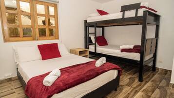 Appartement Deluxe, cuisine, vue lac | Wi-Fi gratuit, draps fournis