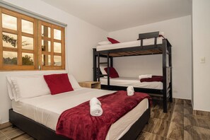 Deluxe Apartment, Kitchen, Lake View - ROBLE COLONIAL  (Guatape)