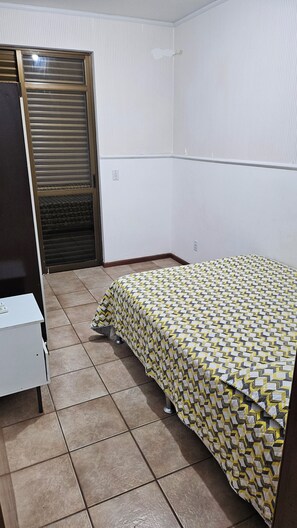 2 chambres, accès Internet, draps fournis