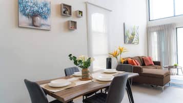 Deluxe Apartment, Patio | In-room dining