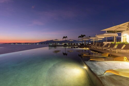 Udara 2J | 3BR in Bucerías Golden Zone + Beachfront Pools, Spa & Padel