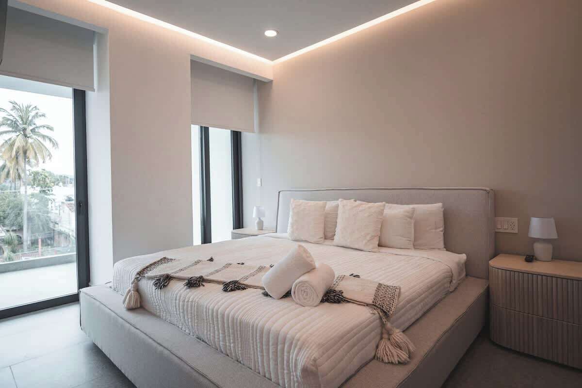 3 chambres, fer et planche à repasser, Wi-Fi, draps fournis