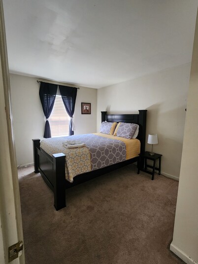 Welcome to Airport Stay at Gigi's, Cozy, Warm, and Inviting