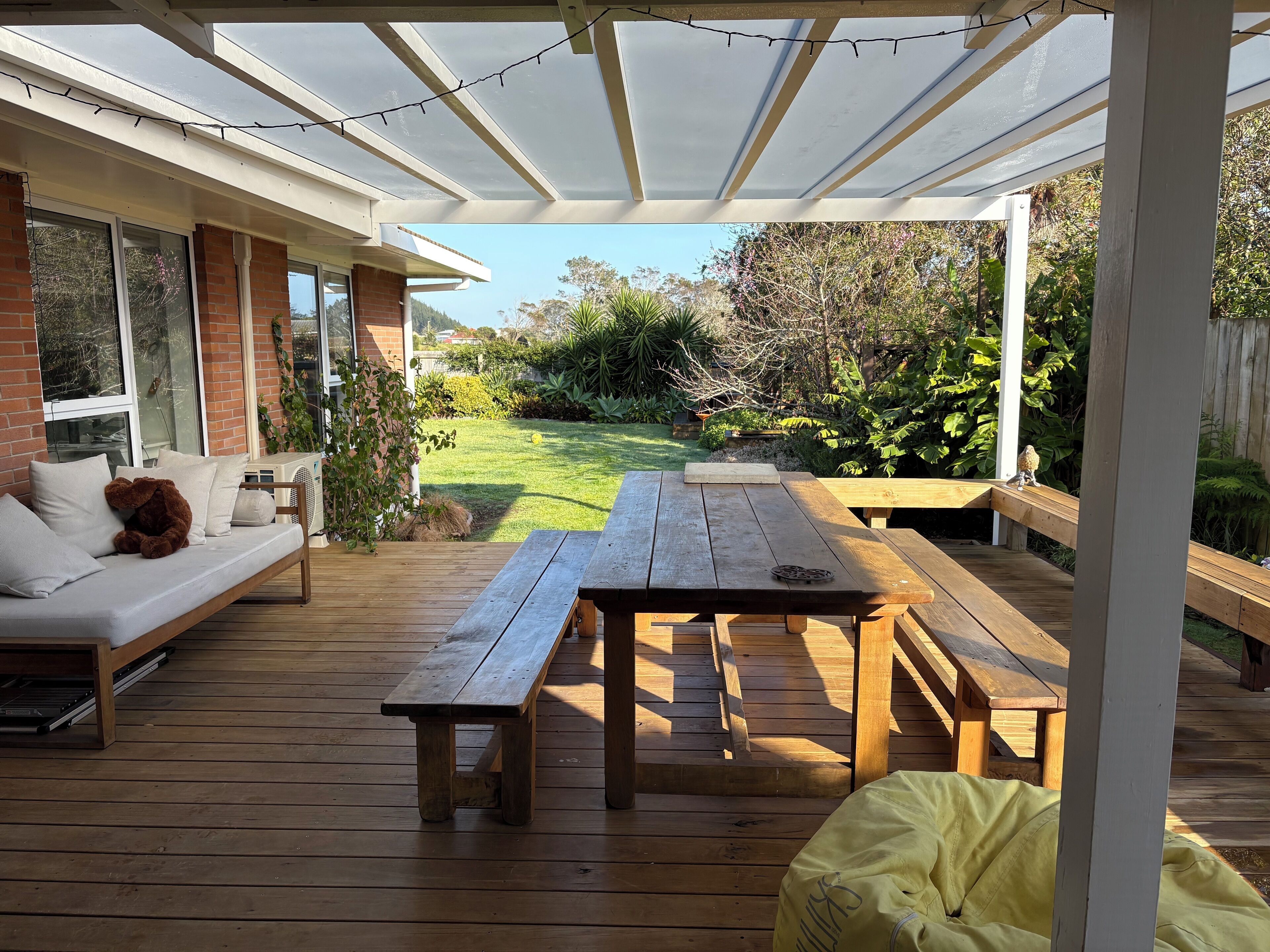 تناول الطعام بالخارج