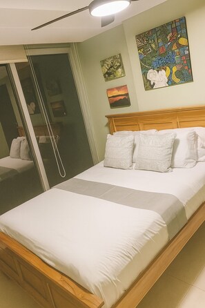 2 bedrooms, iron/ironing board, WiFi, bed sheets